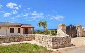 Residence Con Piscina