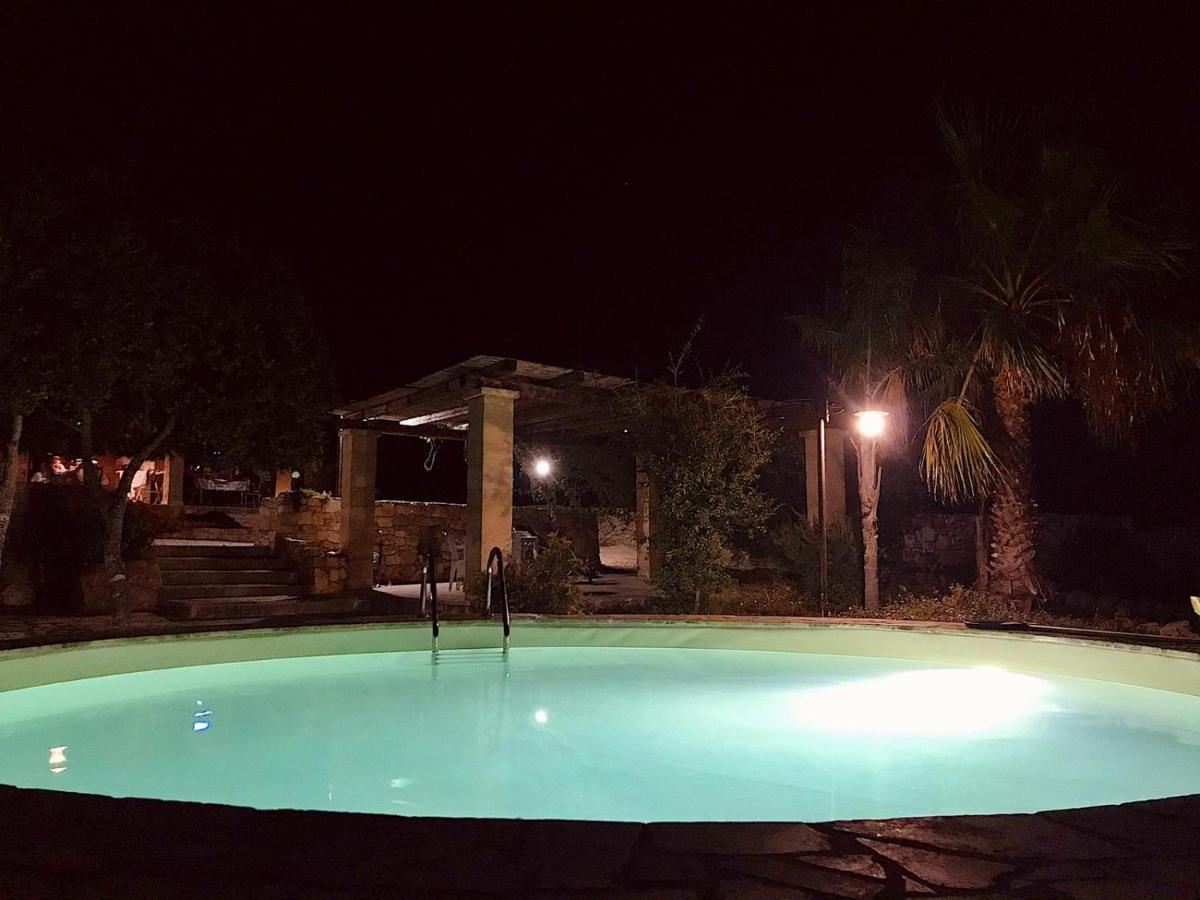 Residence Con Piscina Torre Pali Esterno foto